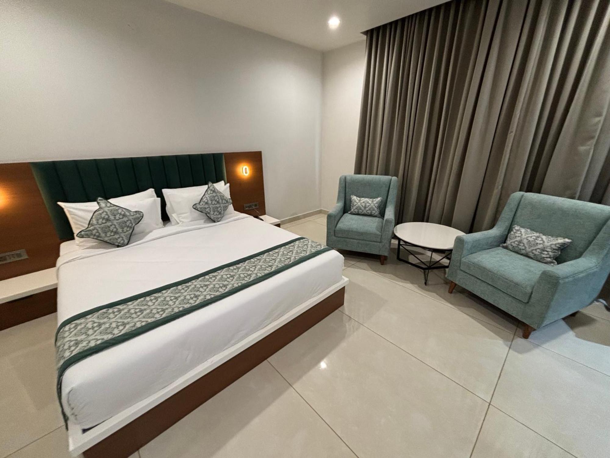 Hotel The Crown Inn Jhunjhunu Kültér fotó