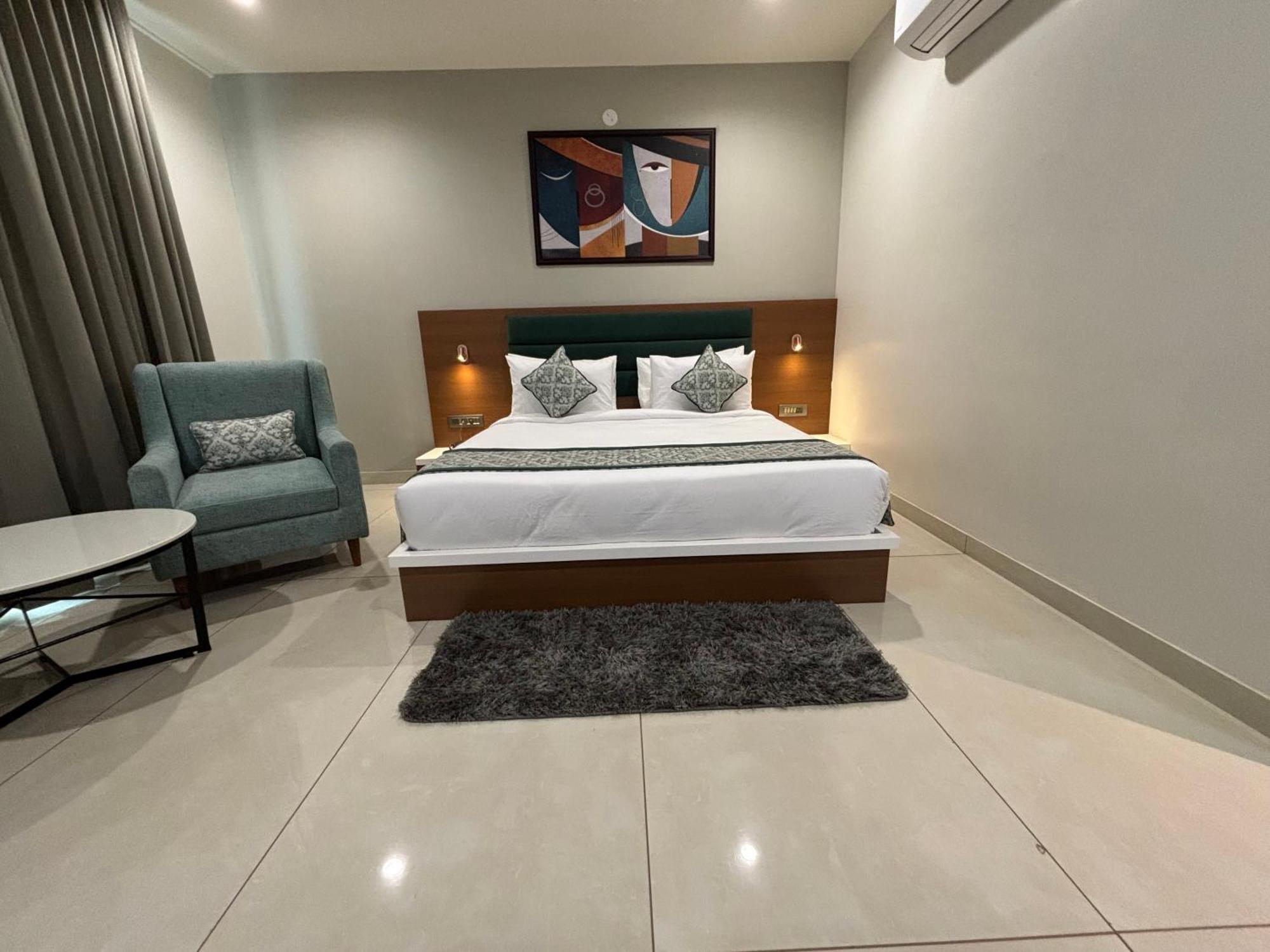 Hotel The Crown Inn Jhunjhunu Kültér fotó